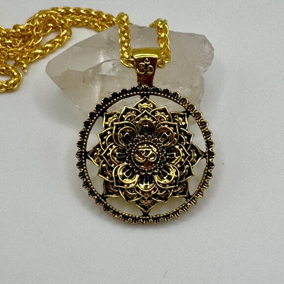 Yoga Meditation Om/Aum Symbol Necklace #1117 – Heavyweight Pendant & Chain - Picture 2 of 13